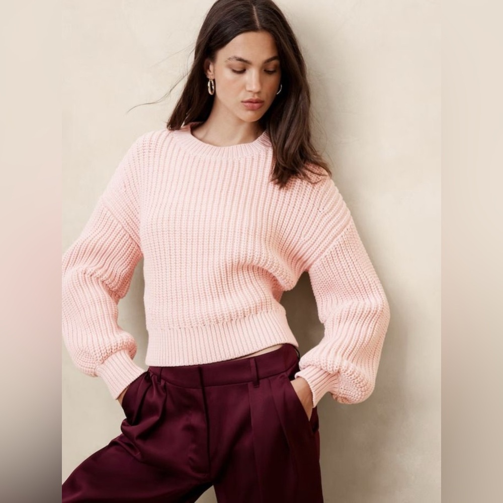 Banana Republic Factory Pink Crew Neck Sweater